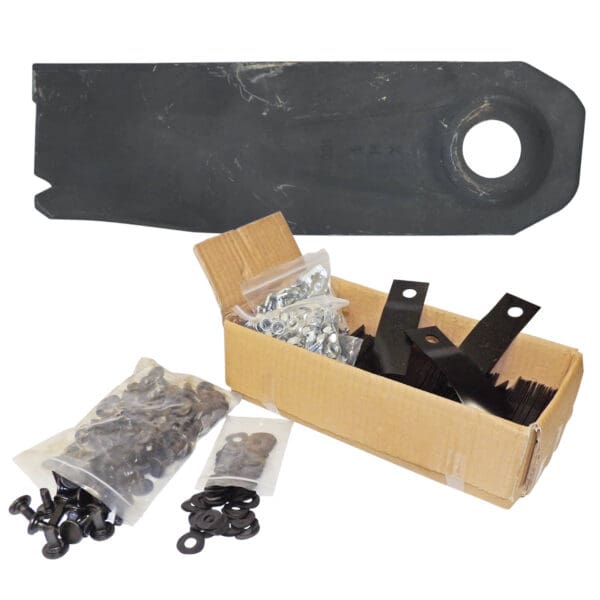 Victa 50 Pairs Blade & Bolt CA09319S, CA09393S